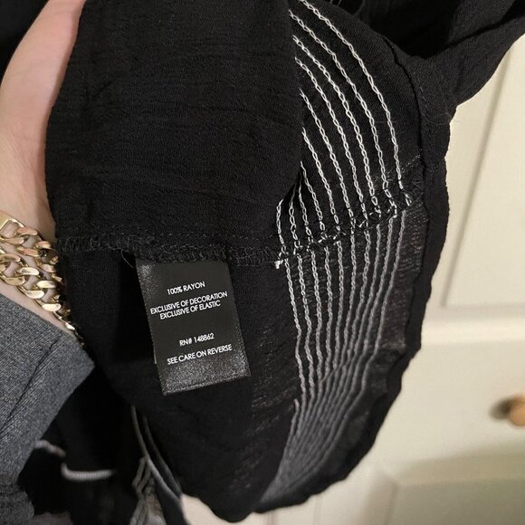 Torrid Womens NWT Black White Babydoll Crinkle Gauze Embroidered Tiered Top 3X - Picture 7 of 11